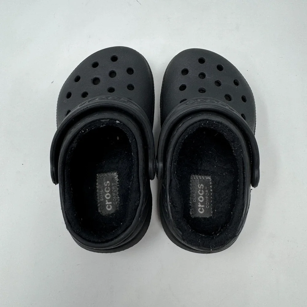 Crocs Shoes Black Fuzzy Lined Classic Clog Slip On Warm Shoes Toddlers Size C6